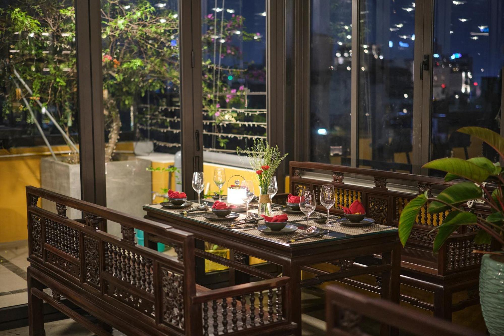 Khách sạn Lion Boutique &